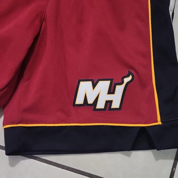 Miami heat basketball shorts - Picture 3 of 7